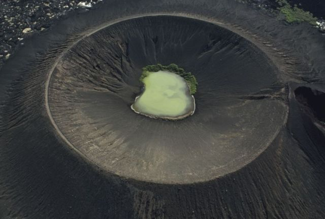 Volcanic crater in Ethiopia, photographed by Chris Johns