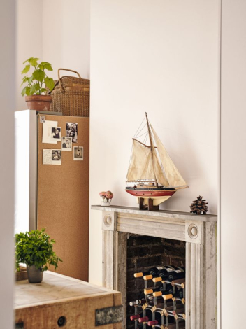 https://www.houseandgarden.co.uk/gallery/georgie-stogdon-victorian-london-flat